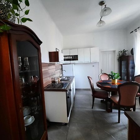 Apartman Soda Ogulin Bagian luar foto