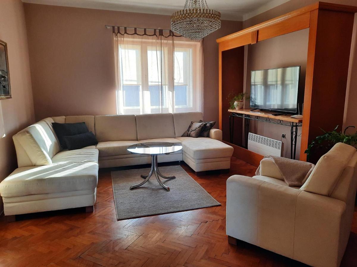 Apartman Soda Ogulin Bagian luar foto