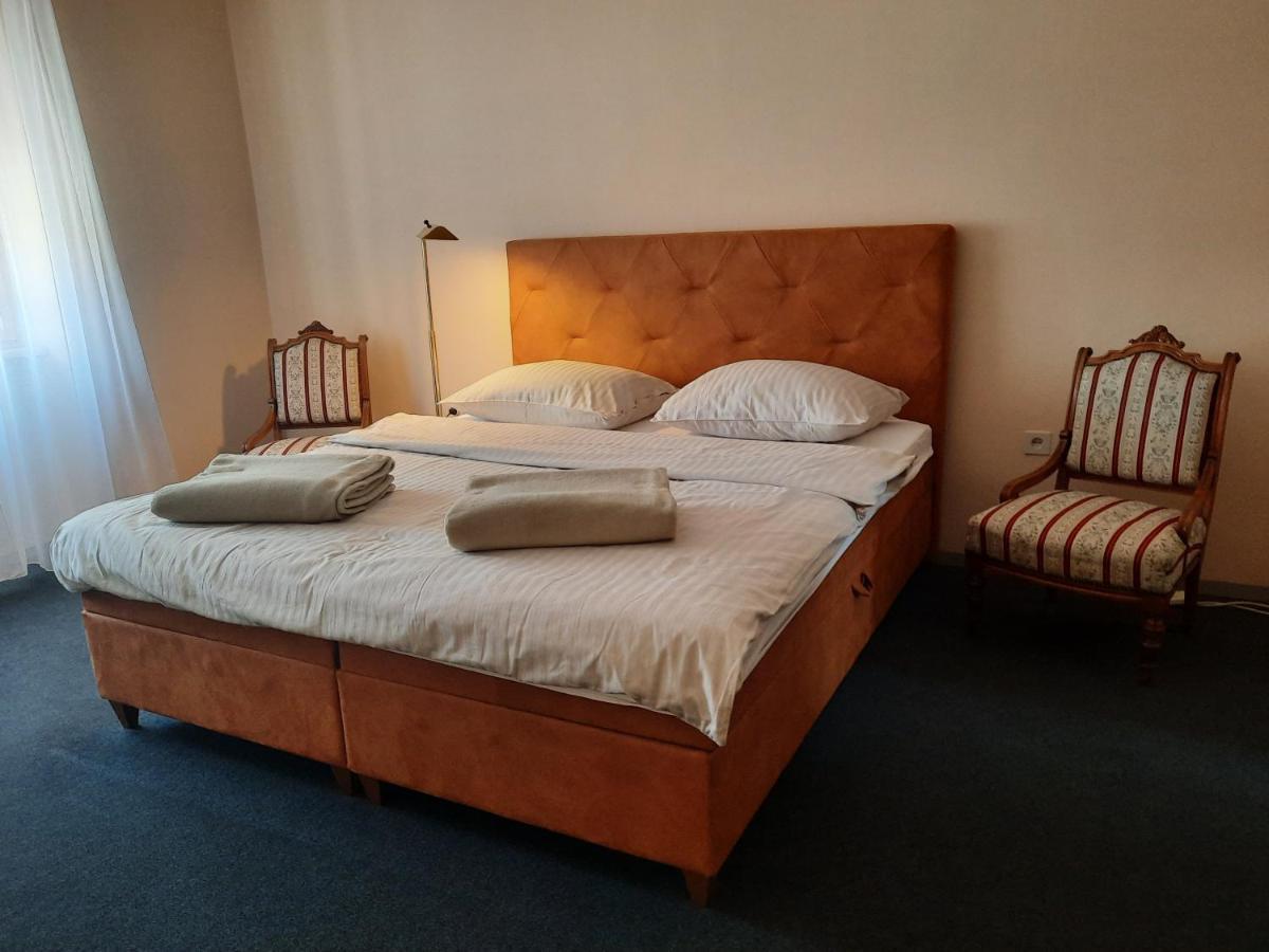 Apartman Soda Ogulin Bagian luar foto